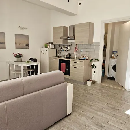 Urban Nest At Leopolda & Fortezza Apartamento